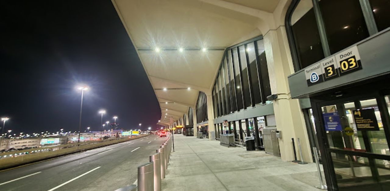 Icelandair EWR Terminal